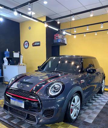 MINI COOPER 2.0 16V TWINPOWER GASOLINA JOHN COOPER WORKS 2P STEPTRONIC